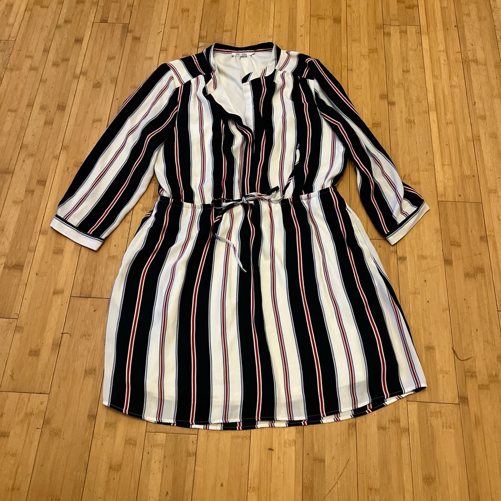 DR2 Black and White 3/4 Sleeve Shirt Dress